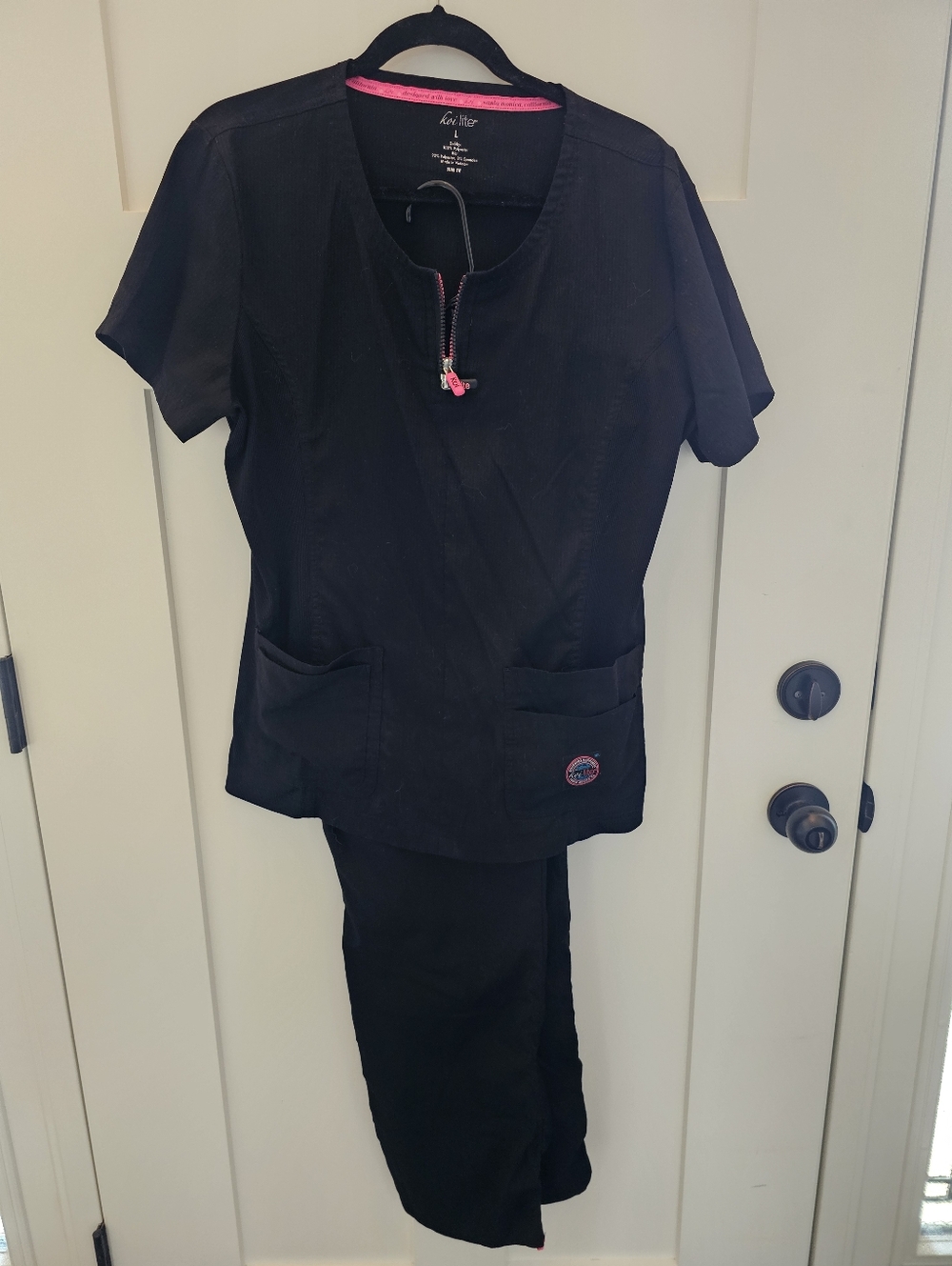 Koi Light Top In Serenity Kpi Litr Pant In  Spirit Yoga Style